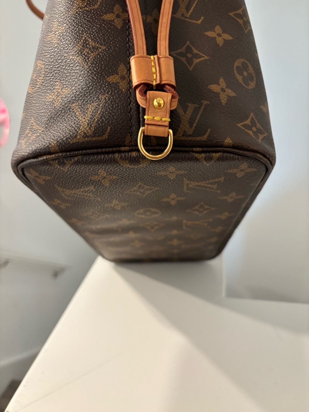 Louis Vuitton Monogram Neverfull MM Tote in Brown and Tan Fall 2021 - Picture 9 of 16